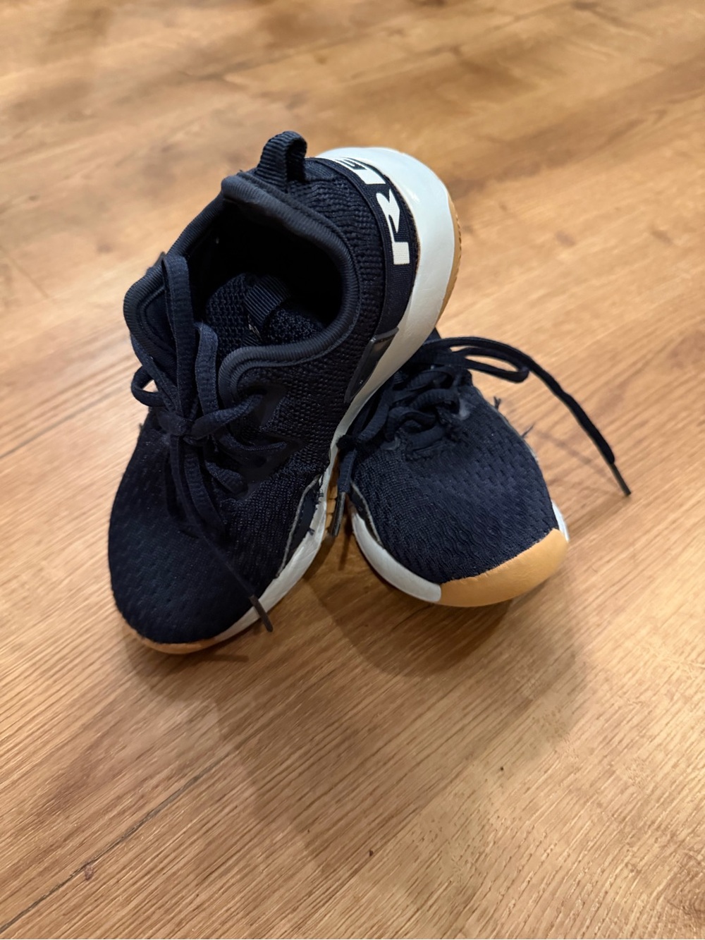 RBX knitted Kids Navy Athletic Sneakers size 12